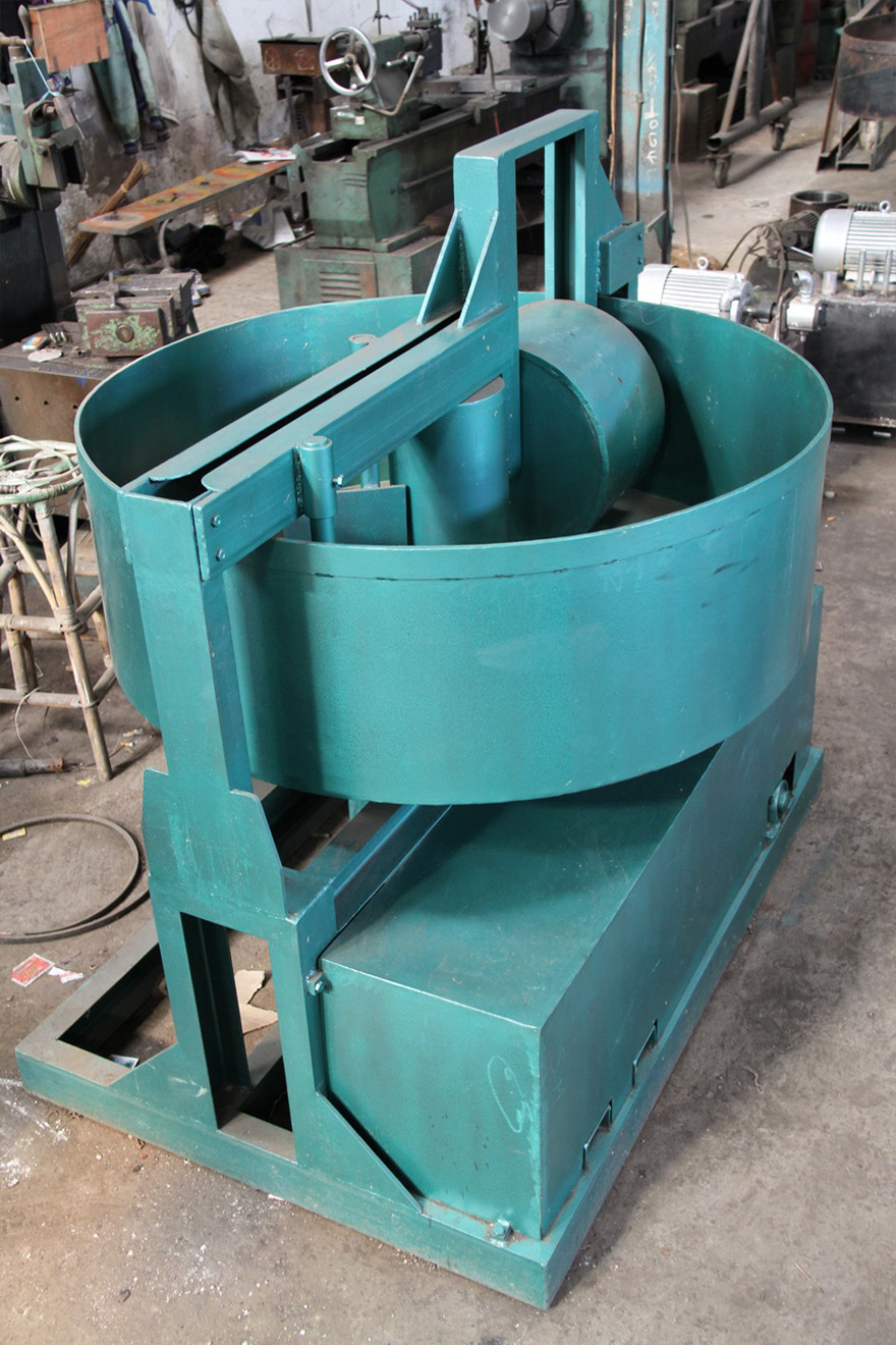 MIXER GENTENG BETON