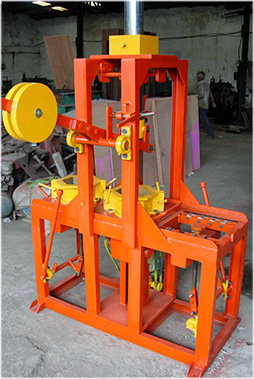 NON ELECTRIC PAVER MACHINE